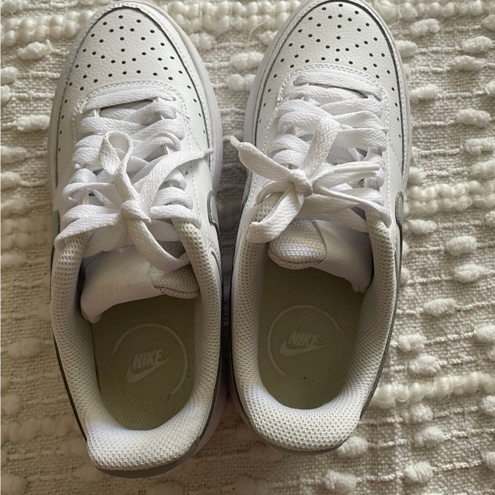 Nike Women's White and Gray platform Sneakers - Picture 3 of 5